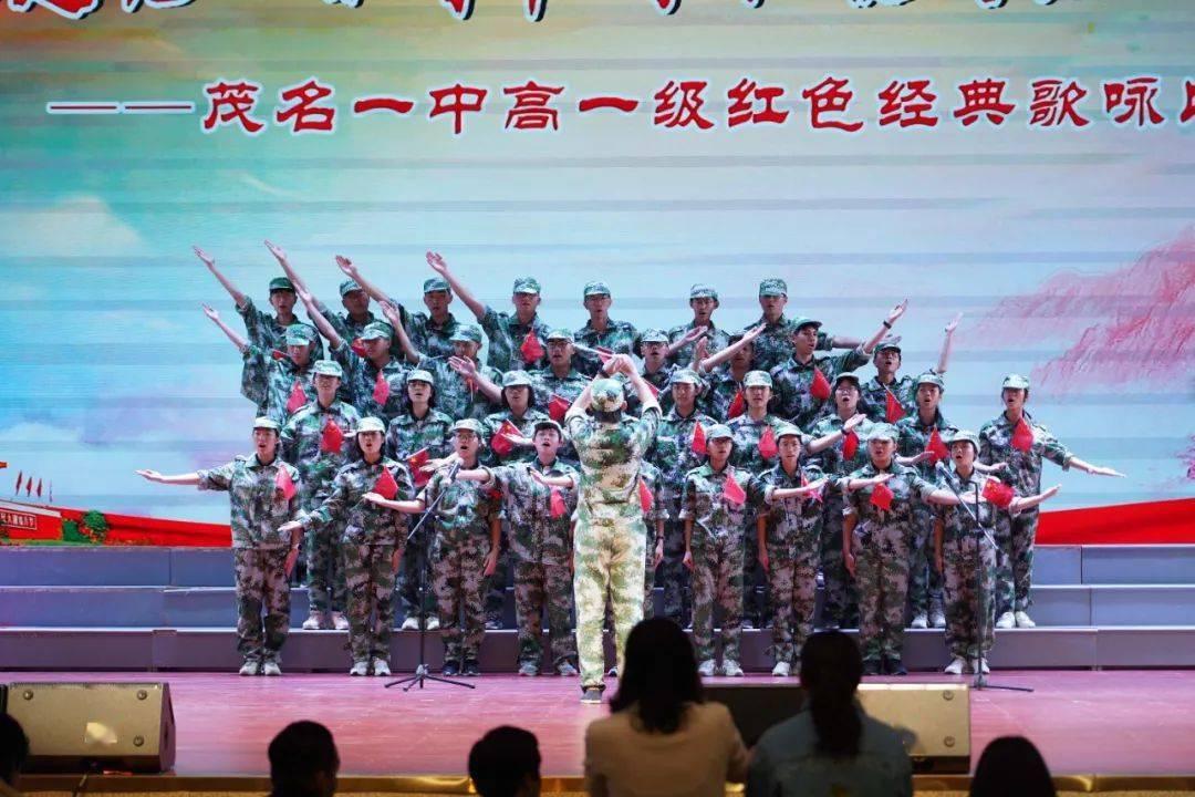 书塔叠叠高